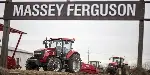 Prezentacja ciągników Massey Ferguson podczas pokazu maszyn rolniczych – nowe modele MF 5700 S i MF 8S w akcji w Polsce