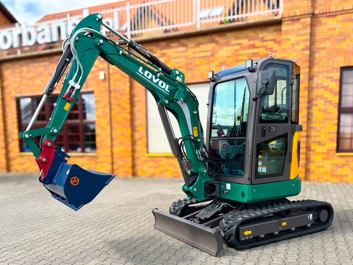 KOPARKI LOVOL SERIA FR26F-U
