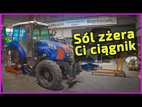 Embedded thumbnail for Zdewastowany od soli ciągnik Farmtrac w warsztacie ma towarzystwo: John Deere, Fendt i Arbos