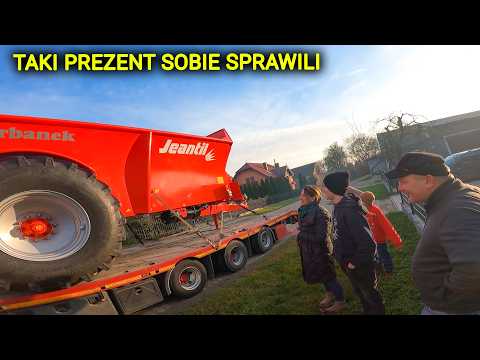 Embedded thumbnail for TAKI PREZENT, POD CHOINKĘ SIĘ NIE ZMIEŚCI