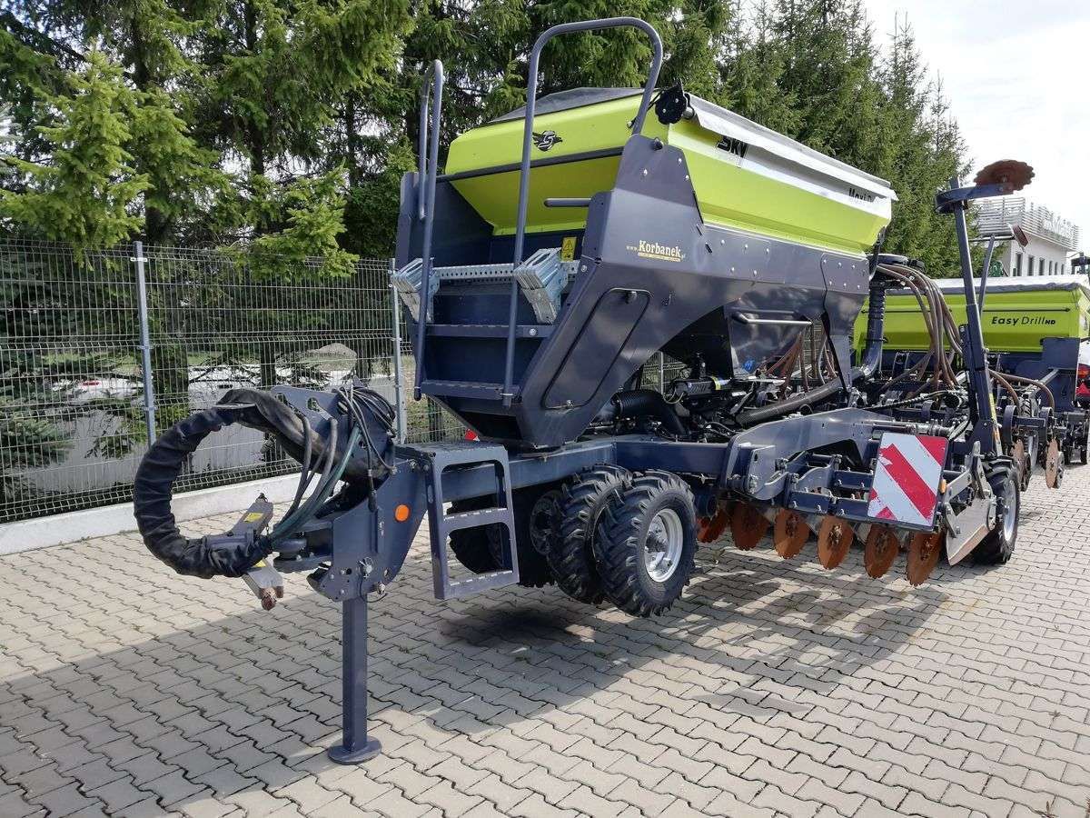 Siewnik zbożowy do siewu bezorkowego SKY Maxidrill 3 m Siewnik zbożowy do siewu uproszczonego bezorkowy SKY Maxidrill 3 m