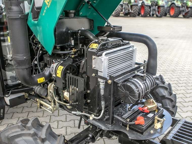 Silnik od maszyny rolniczej Arbos 2025 traktor