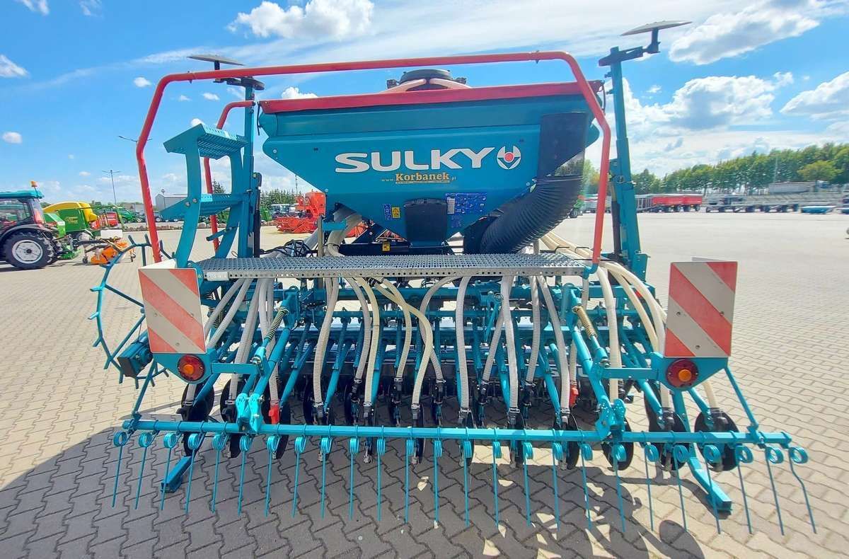 Agregat uprawowo-siewny aktywny pneumatyczny Sulky 3m Agregat uprawowo-siewny aktywny pneumatyczny Sulky