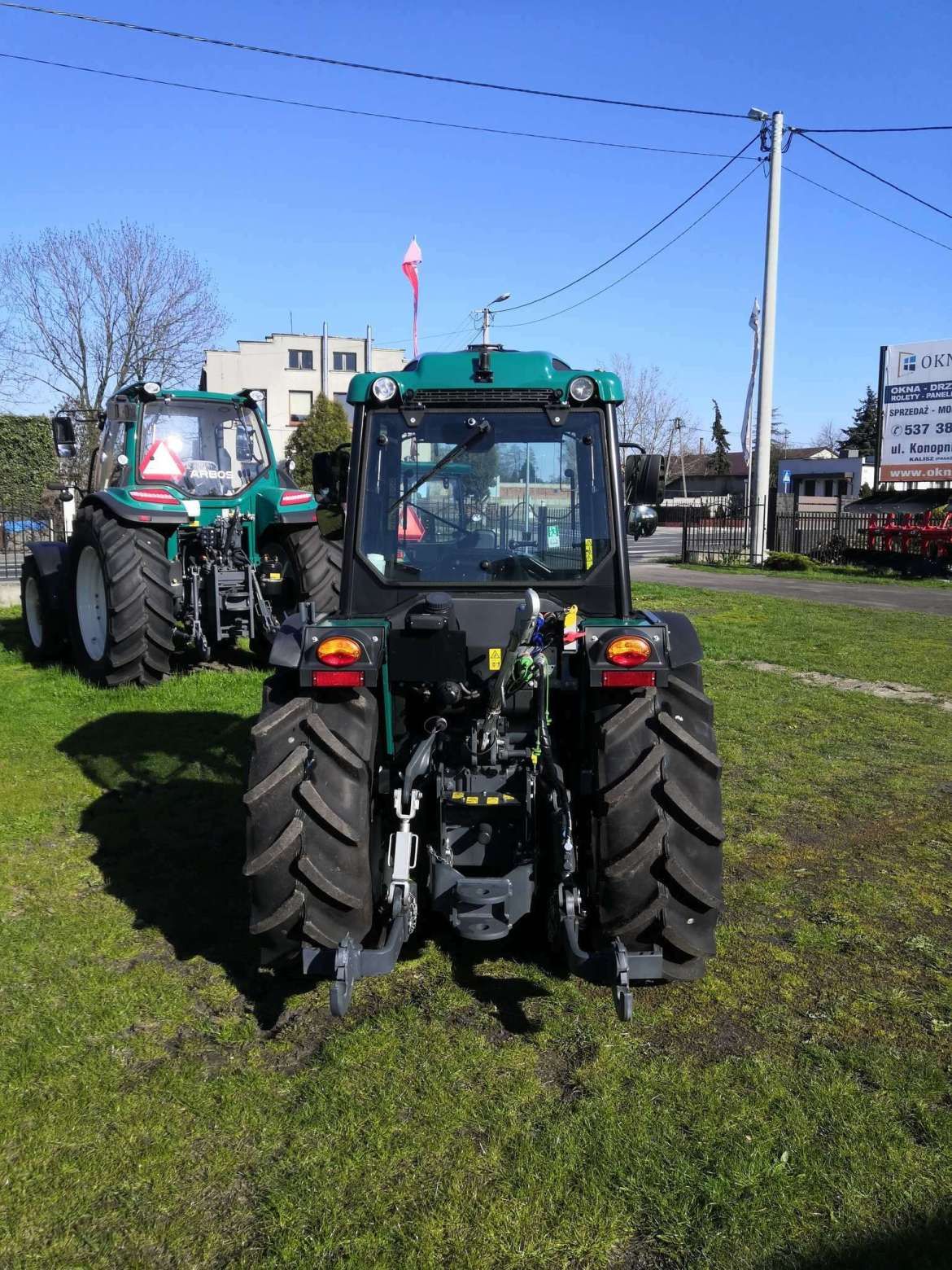 Traktor 4100AF tylny TUZ do sadu