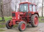 Czerwony używany traktor Białuruś MTZ 82 