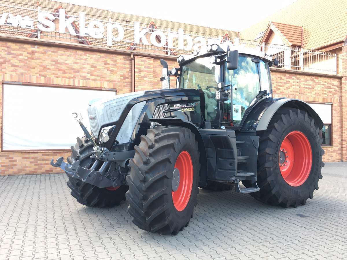 Fendt Vario 900 Profi Plus zaprezentowany od przodu