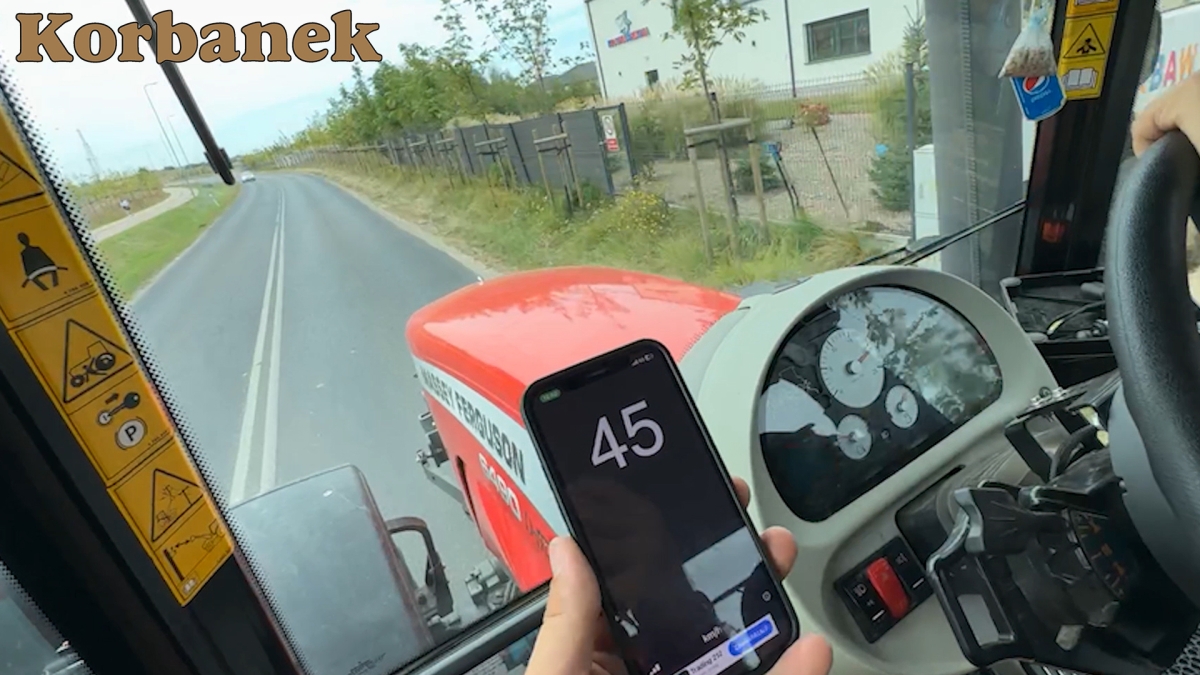 Do pomiaru prędkości używam aplikacji Speedometer producenta Tim O’s Studios na IOS/androidzie.