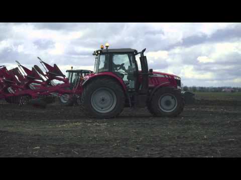 Embedded thumbnail for Pokaz nowości Massey Ferguson - Oleśno 18.04.2015